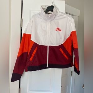 Nike Windbreaker Size Small